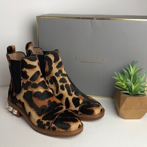 NEW Louise et Cie Vinn Leopard Chelsea Booties 5